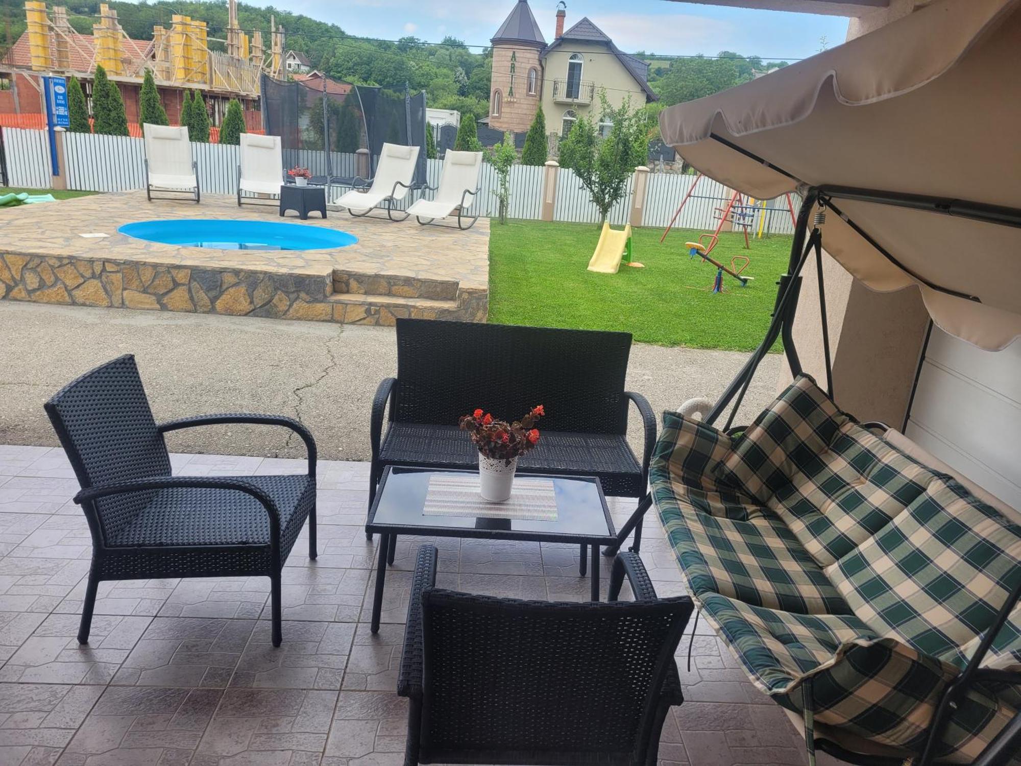 Apartmani Apolon ヴルドニーク エクステリア 写真